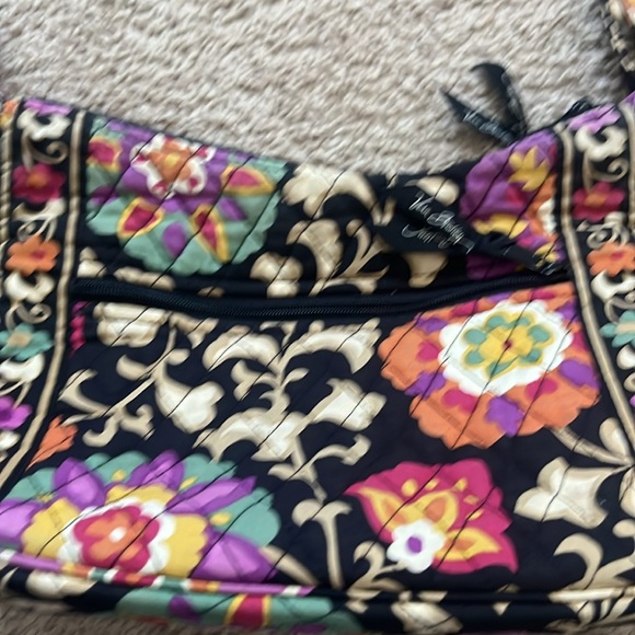 Vera Bradley cross body - Picture 4 of 5